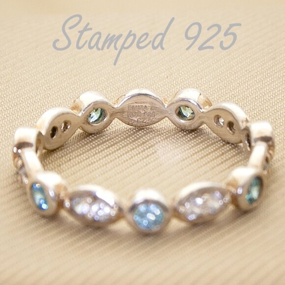 Vintage Sterling Silver Blue & White CZ Band Ring, Sz 6.75 Everyday Dainty Ring - Picture 6 of 6